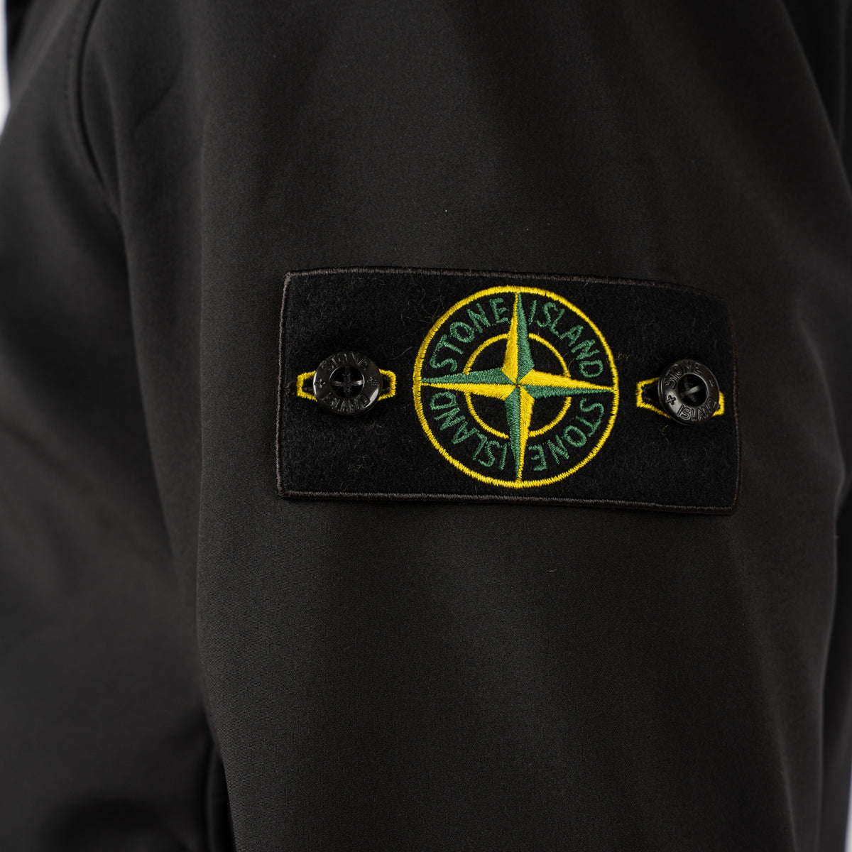 Stone Island Soft Shell Jack Zwart | SHELL-R_E.DYE® TECHNOLOGY