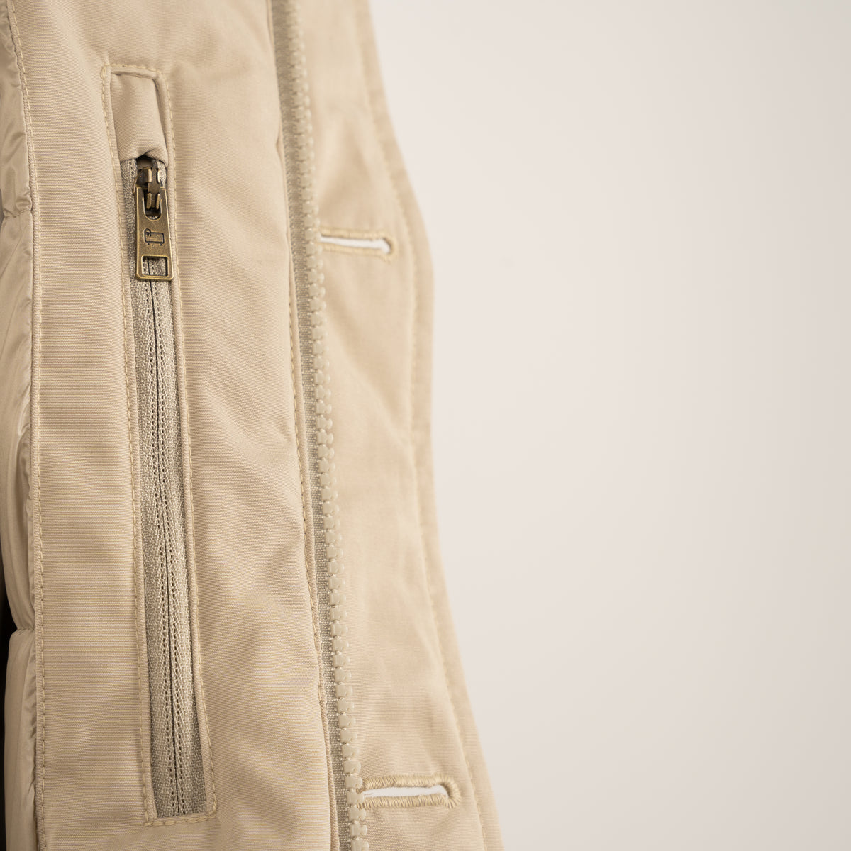 Woolrich Parka Beige | Mountain Cloth Parka