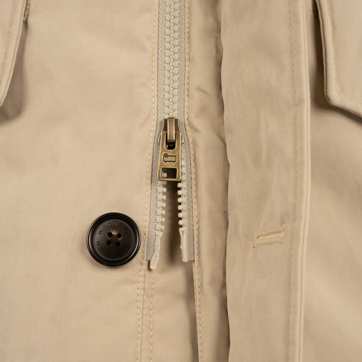 Woolrich Parka Beige | Mountain Cloth Parka