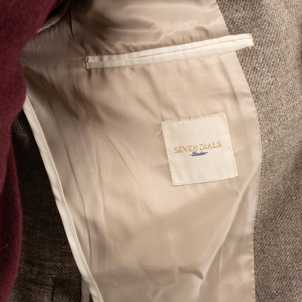 SEVEN DIALS Colbert Beige | Blakely
