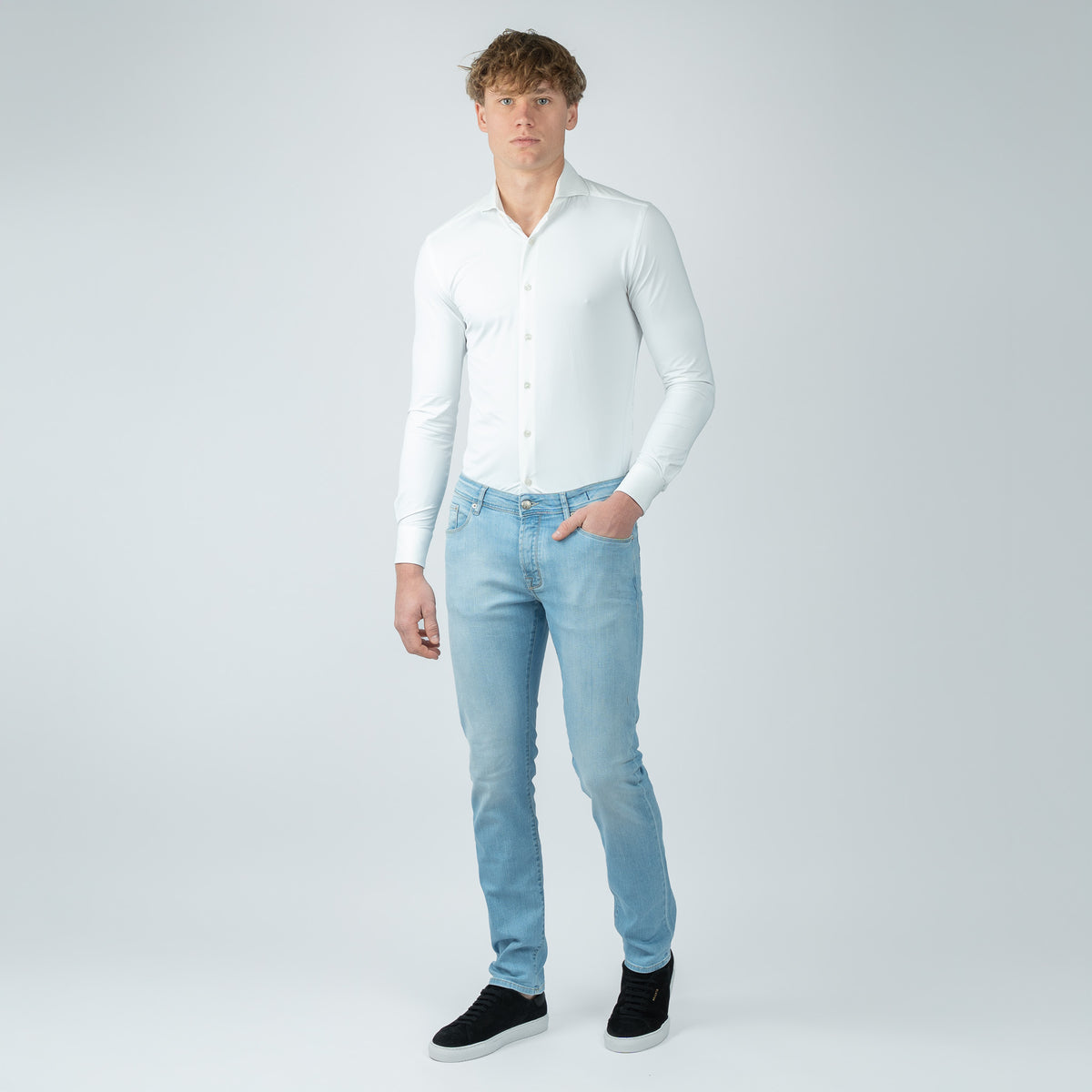 Atelier Noterman Jenas Lichtblauw | Slim Fit