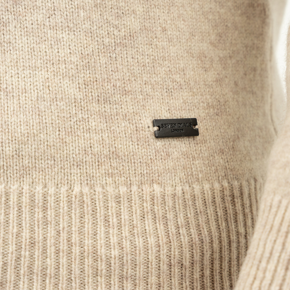 SEVEN DIALS Gebreide Trui Buttonless Polokraag Beige | Dakar