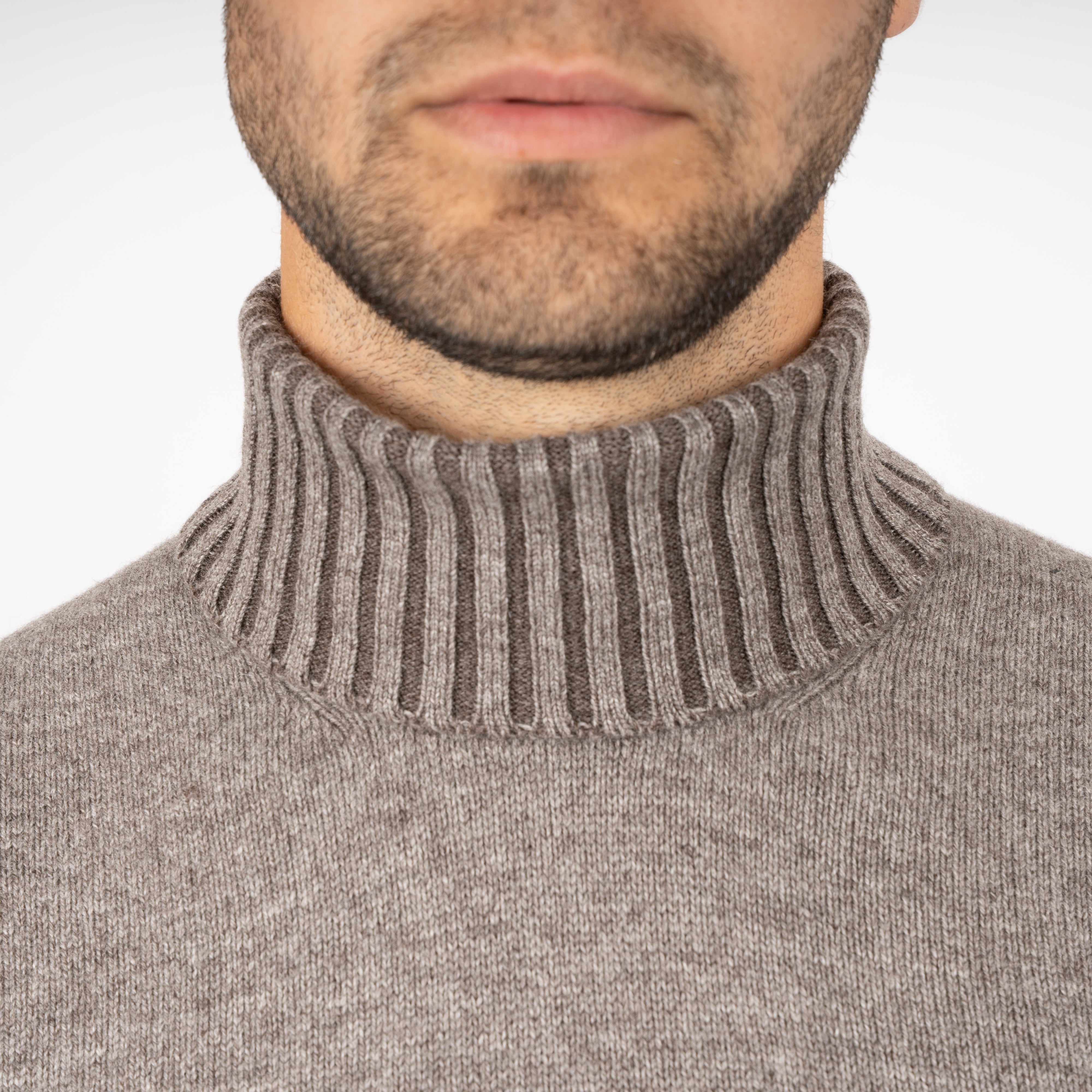 Gran Sasso Coltrui Bruin | Cashmere Lana