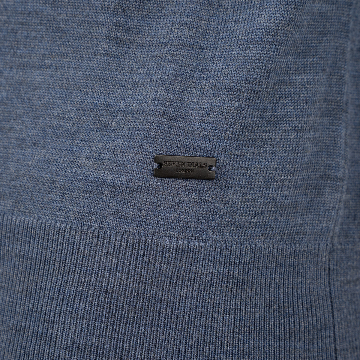 SEVEN DIALS Gebreide Buttonless Polotrui Middenblauw | Wyot