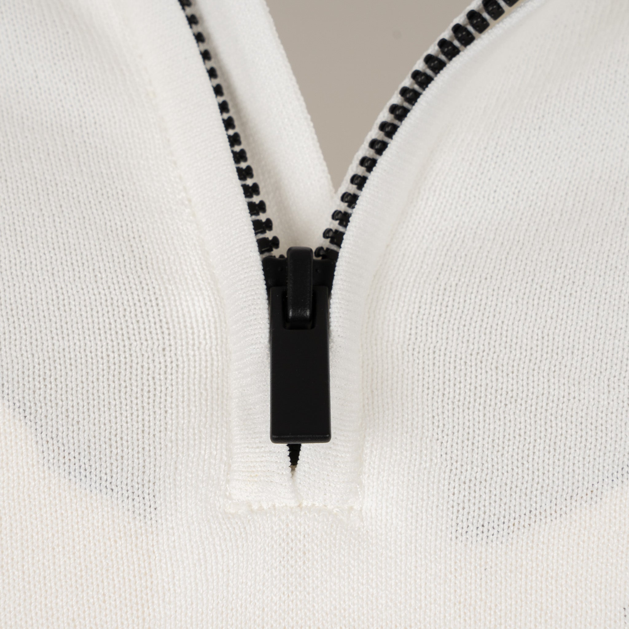 SEVEN DIALS Technische Polo met Rits Off-White | Osric