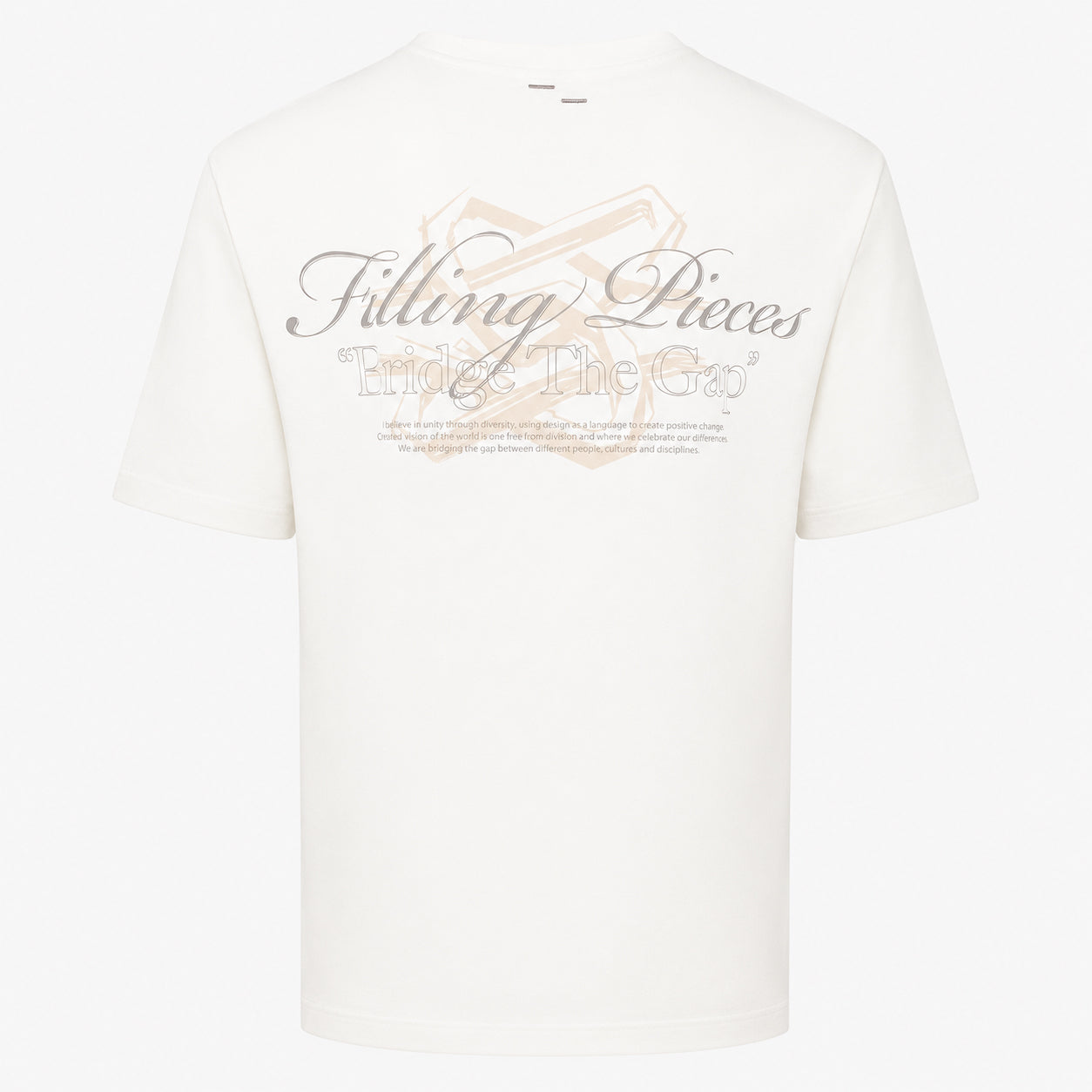 Filling Pieces T-Shirt Backprint Wit | Boxy Bridge The Gap