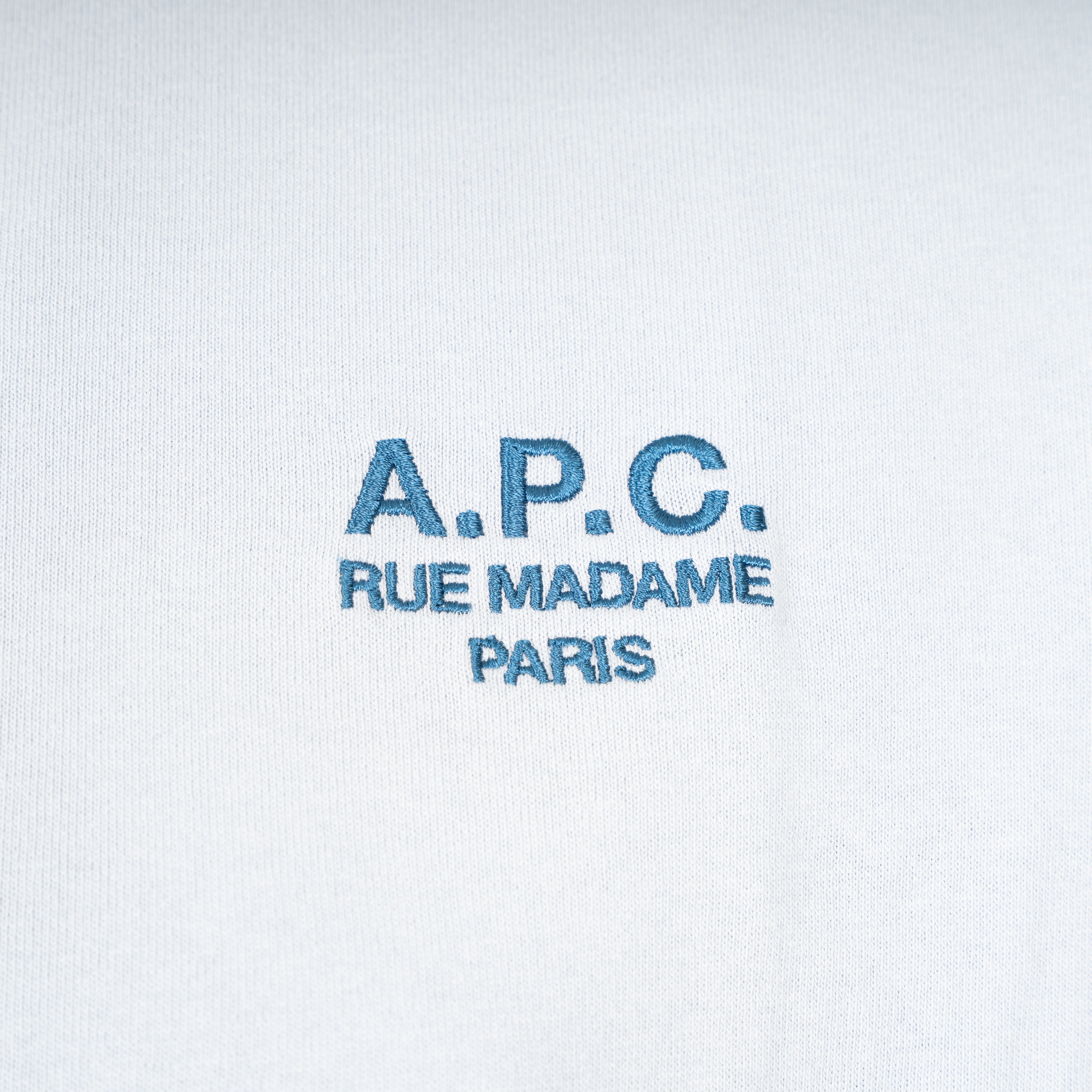 A.P.C. T-Shirt Lichtblauw | Rue Madame