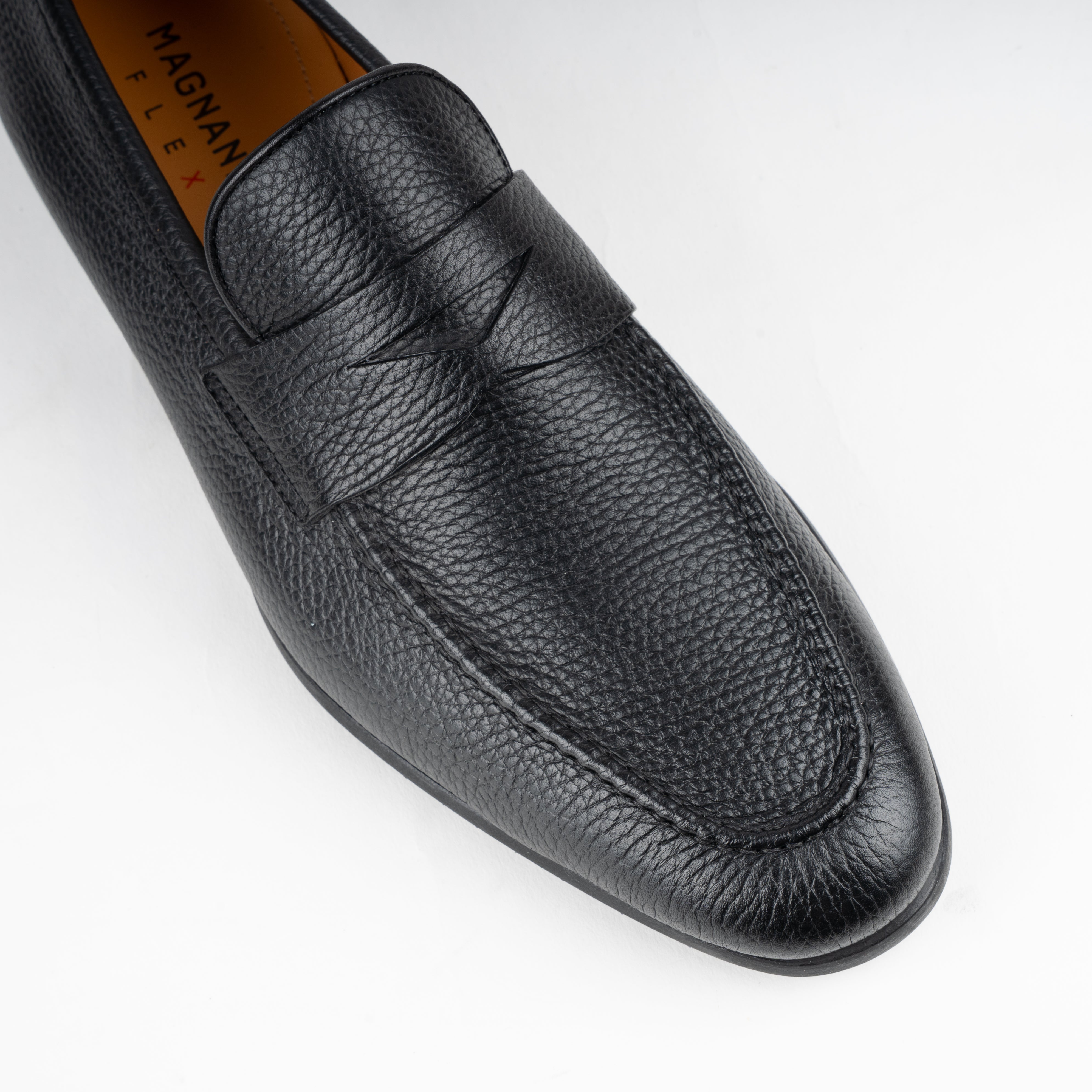 Magnanni Loafer Zwart Leer | Diezma II
