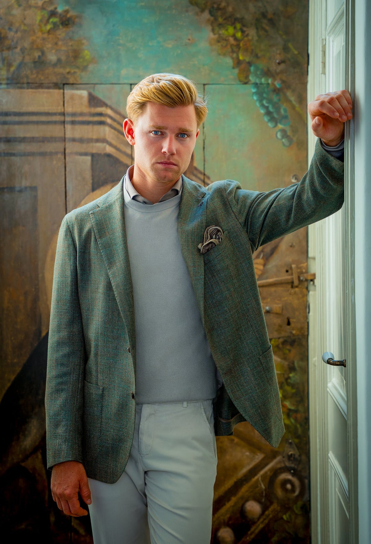 Look HW26/27 – Groen tweed colbert met lichtblauw T-shirt en lichte broek | Gentlemen Mode