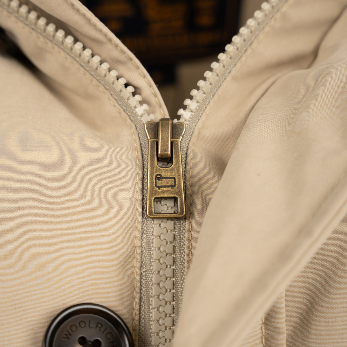 Woolrich Parka Beige | Mountain Cloth Parka