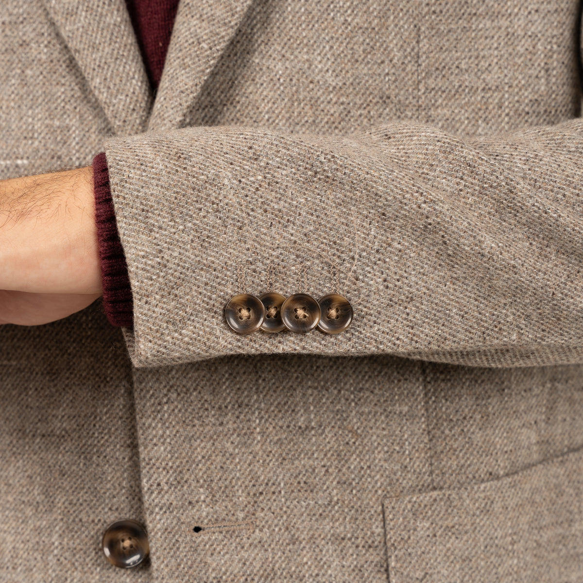 SEVEN DIALS Colbert Beige | Blakely