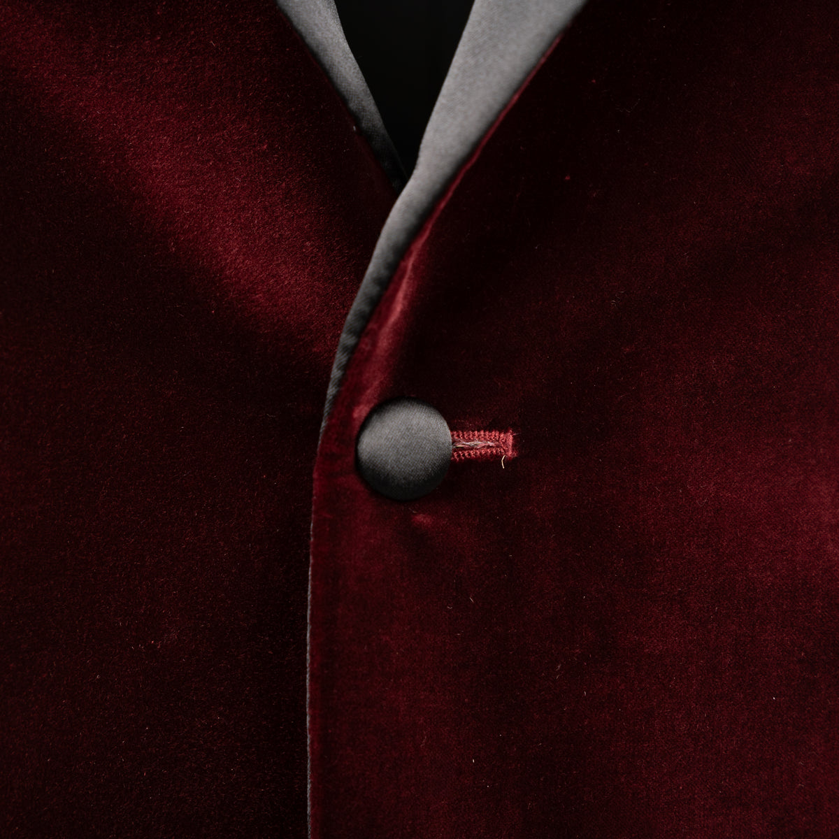 Munro Velvet Colbert Rood | Ariston