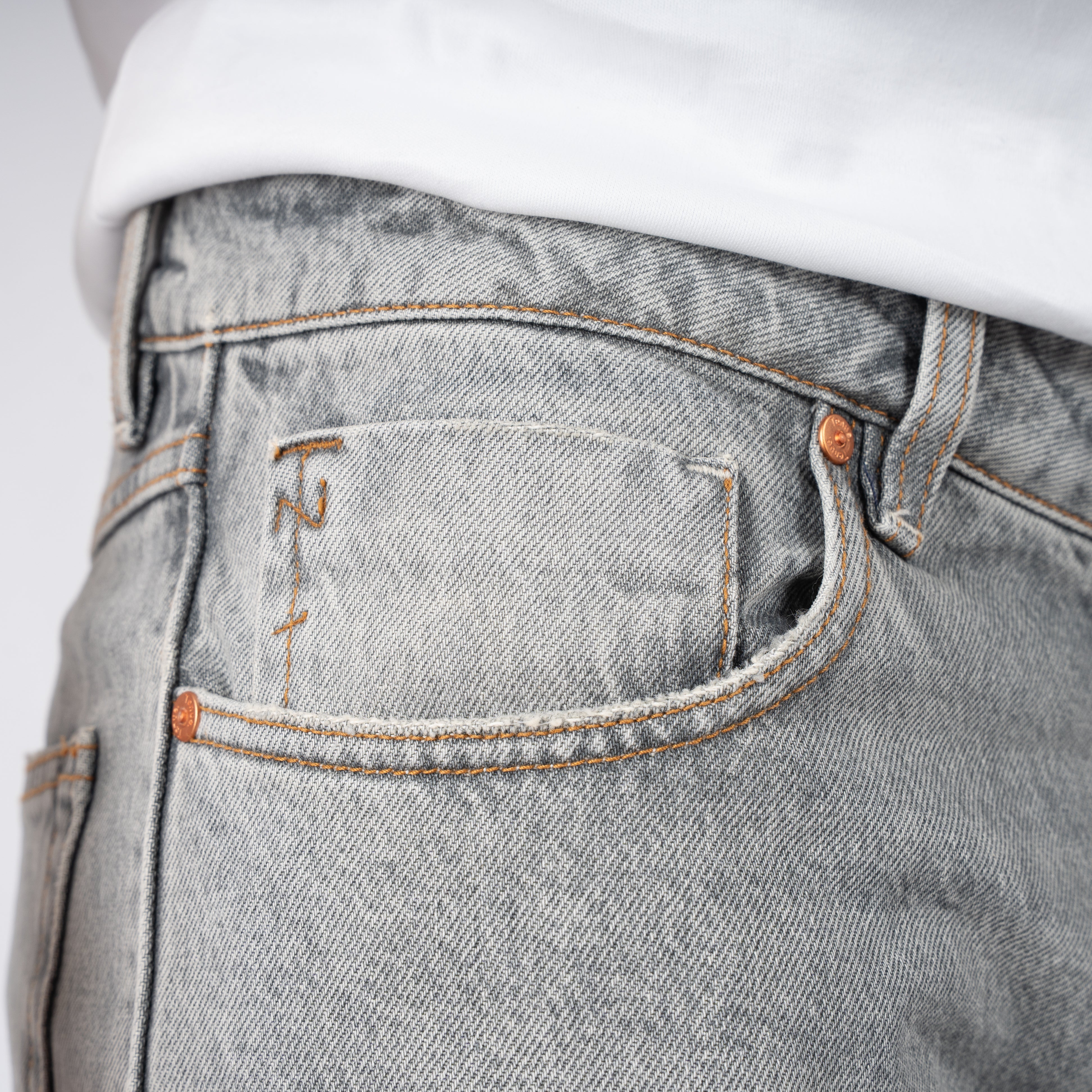 Tenue. Jeans Grijs | Jackson MOJAVE