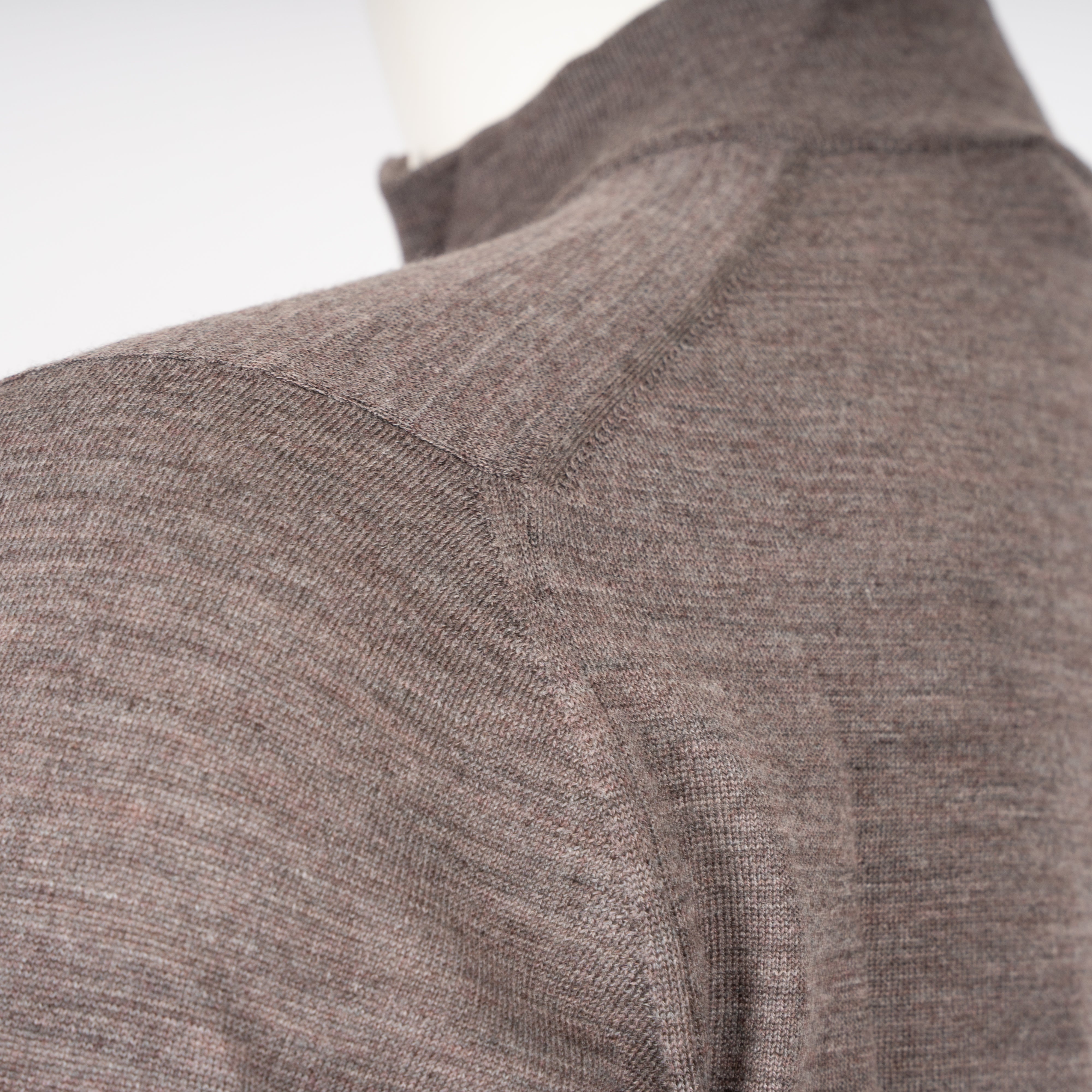 Fedeli Gebreide Trui met Rits Taupe | Favonio Superfine Wool 140