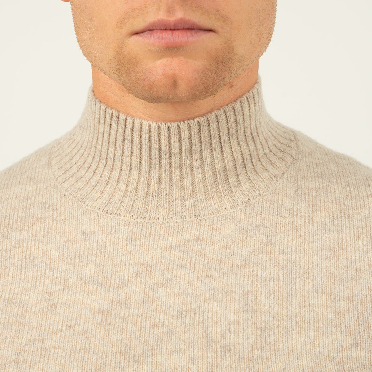 SEVEN DIALS Gebreide Turtleneck Trui Beige | Emsley