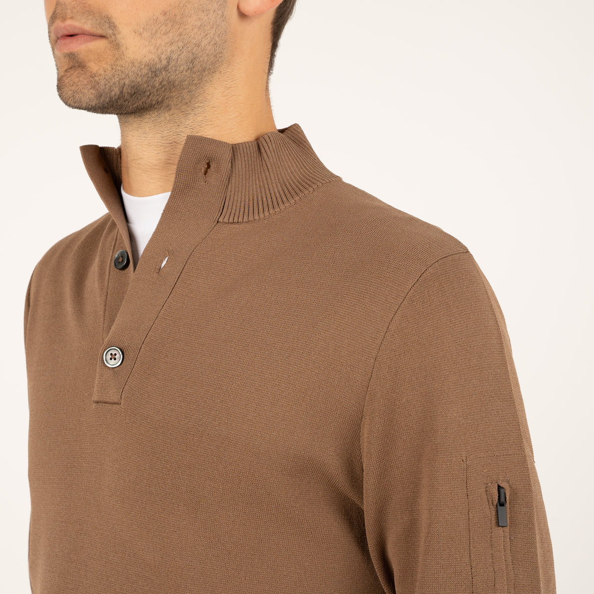 SEVEN DIALS Technische Trui met Knopenlijst Camel | Tila