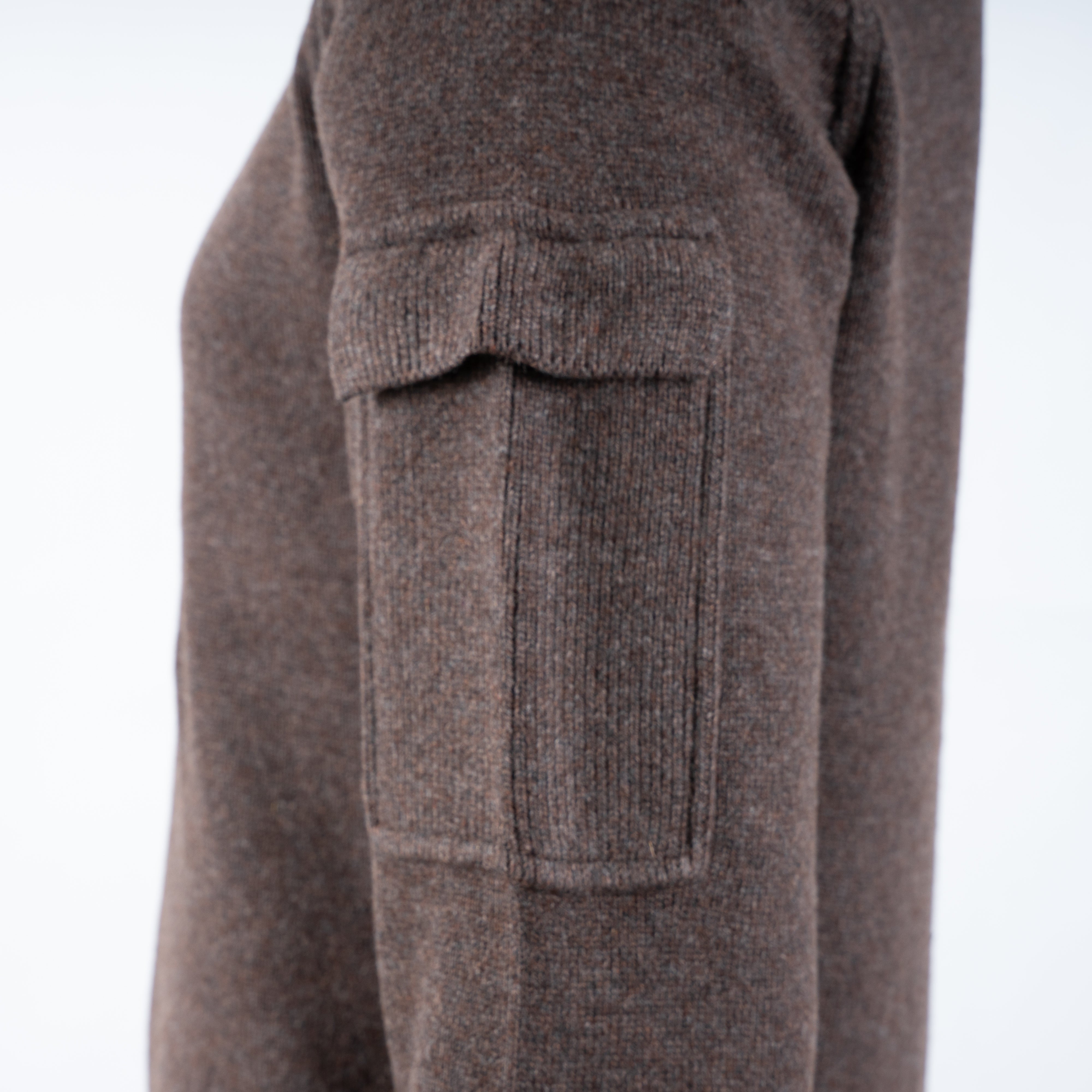 Genti Gebreide Trui met Rits Bruin | RWS Wool