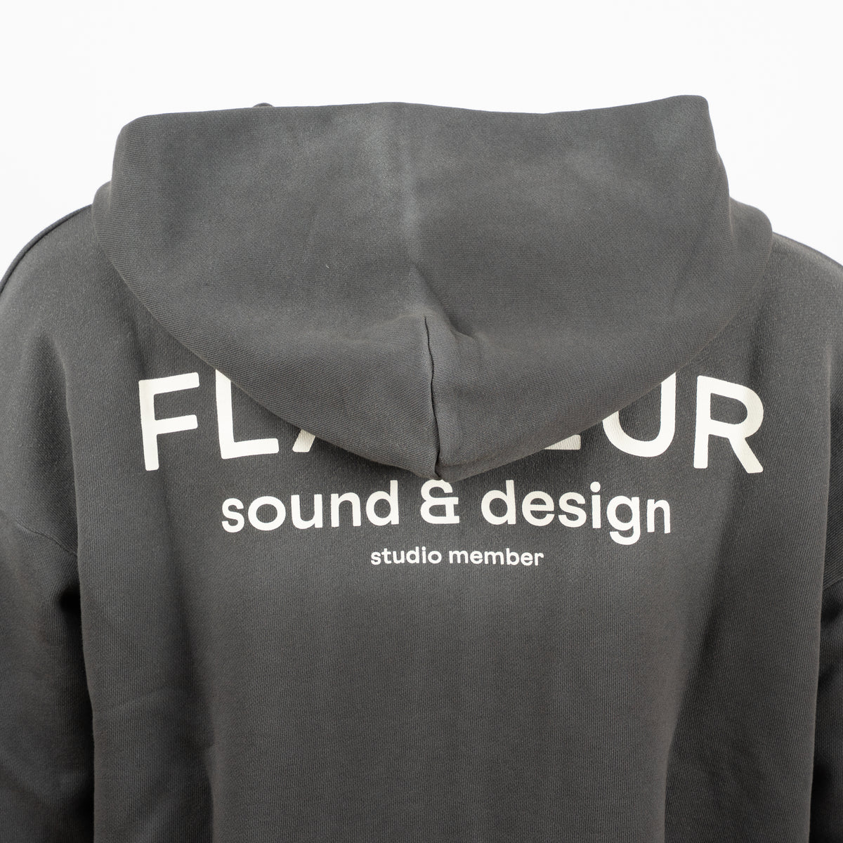 Flaneur Vest Backprint Verwassen Zwart | Sound & Design Studio Member