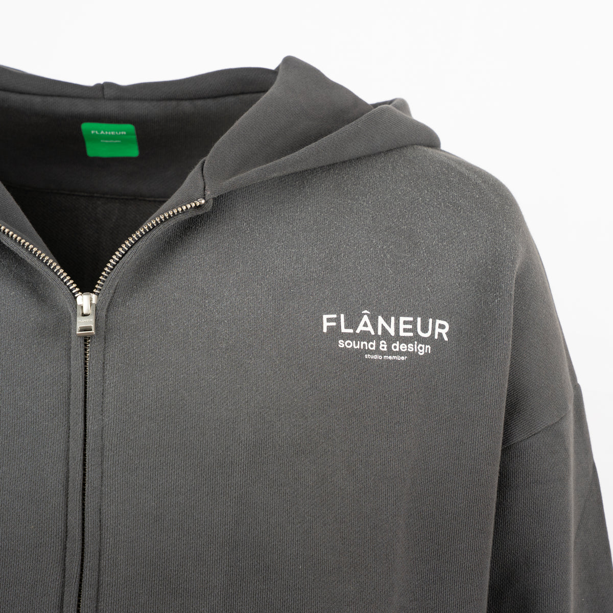 Flaneur Vest Backprint Verwassen Zwart | Sound & Design Studio Member