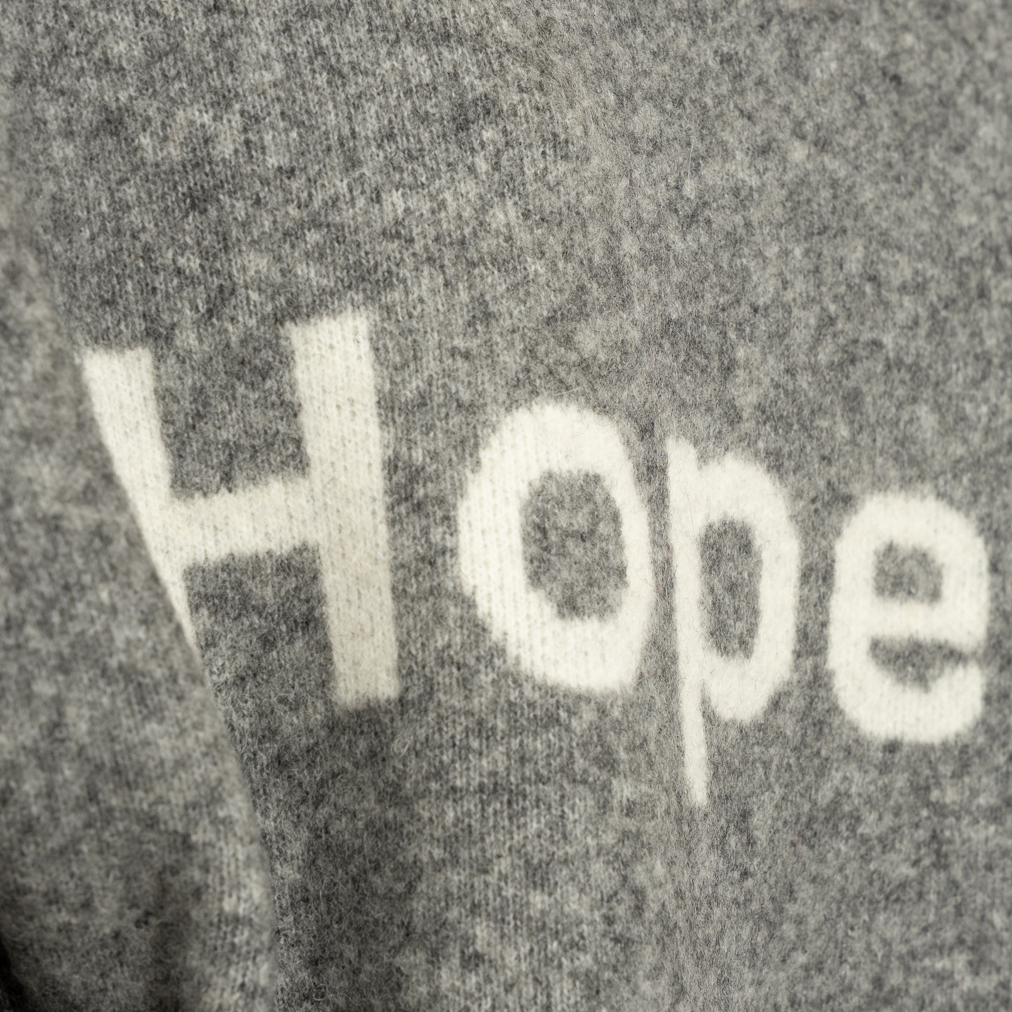 Hopeium Cardigan Grijs | Alpaca Blend Logo