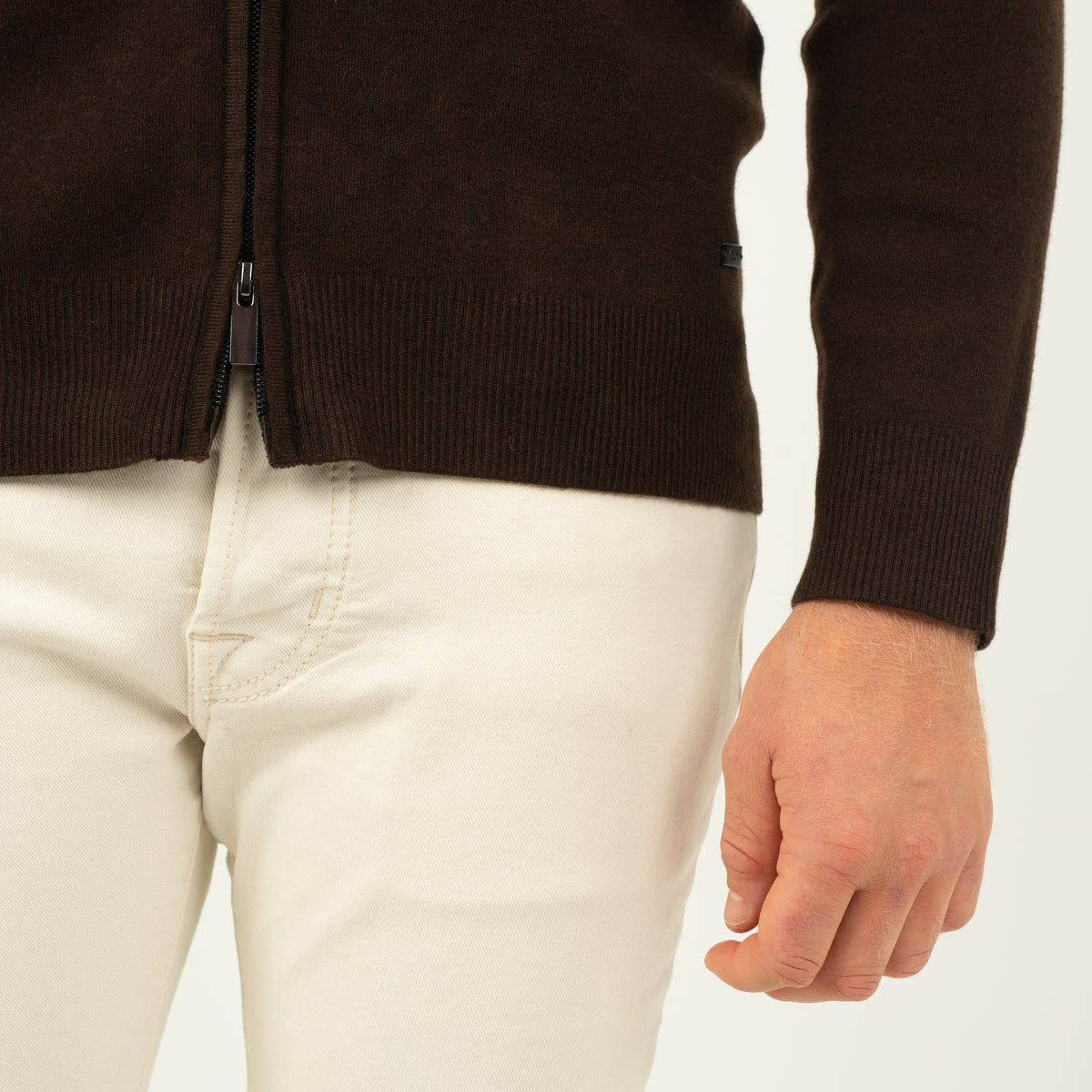 SEVEN DIALS Gebreid Vest met Rits Bruin | Wakeley