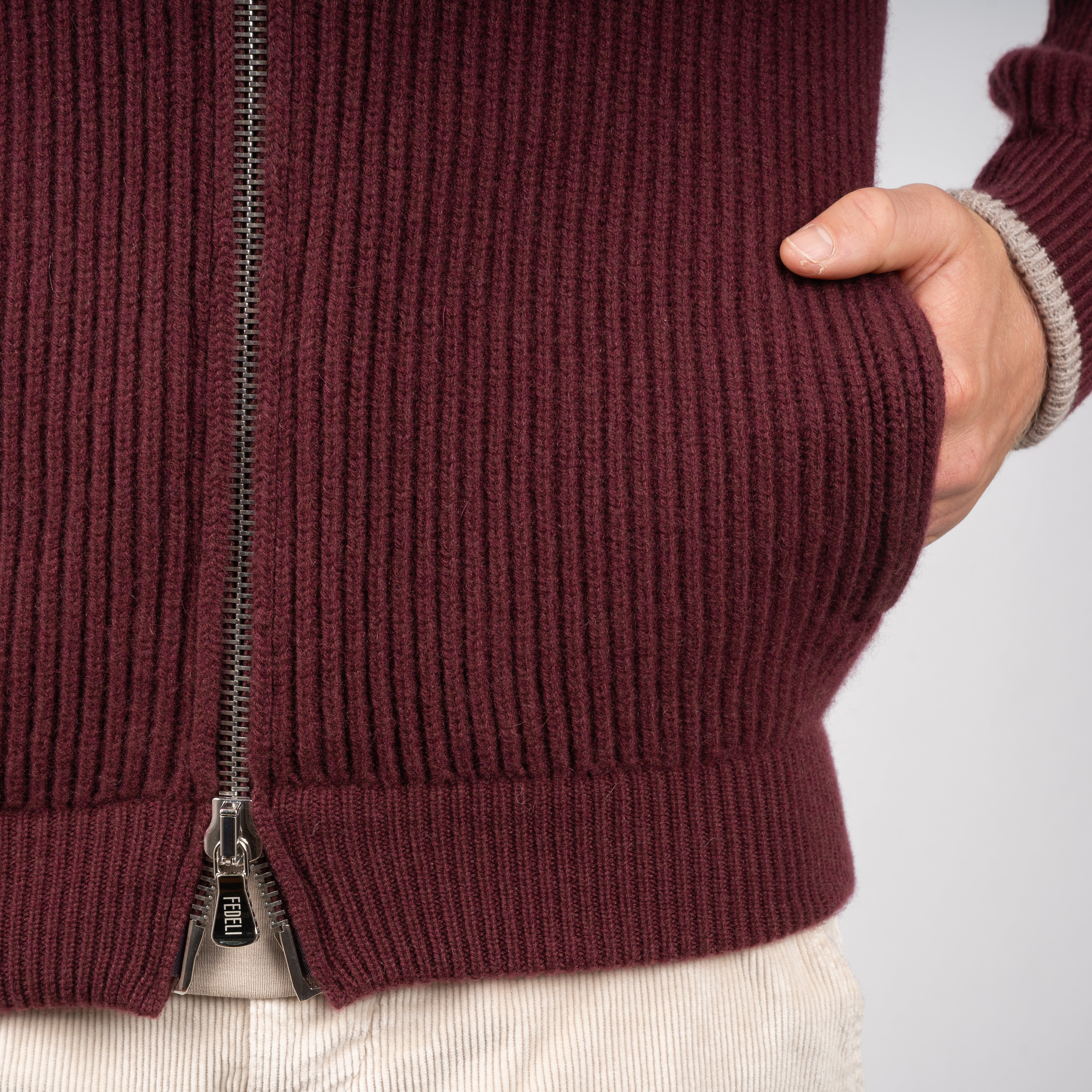 Fedeli Cashmere Vest Bordeaux Rood | Sand Open
