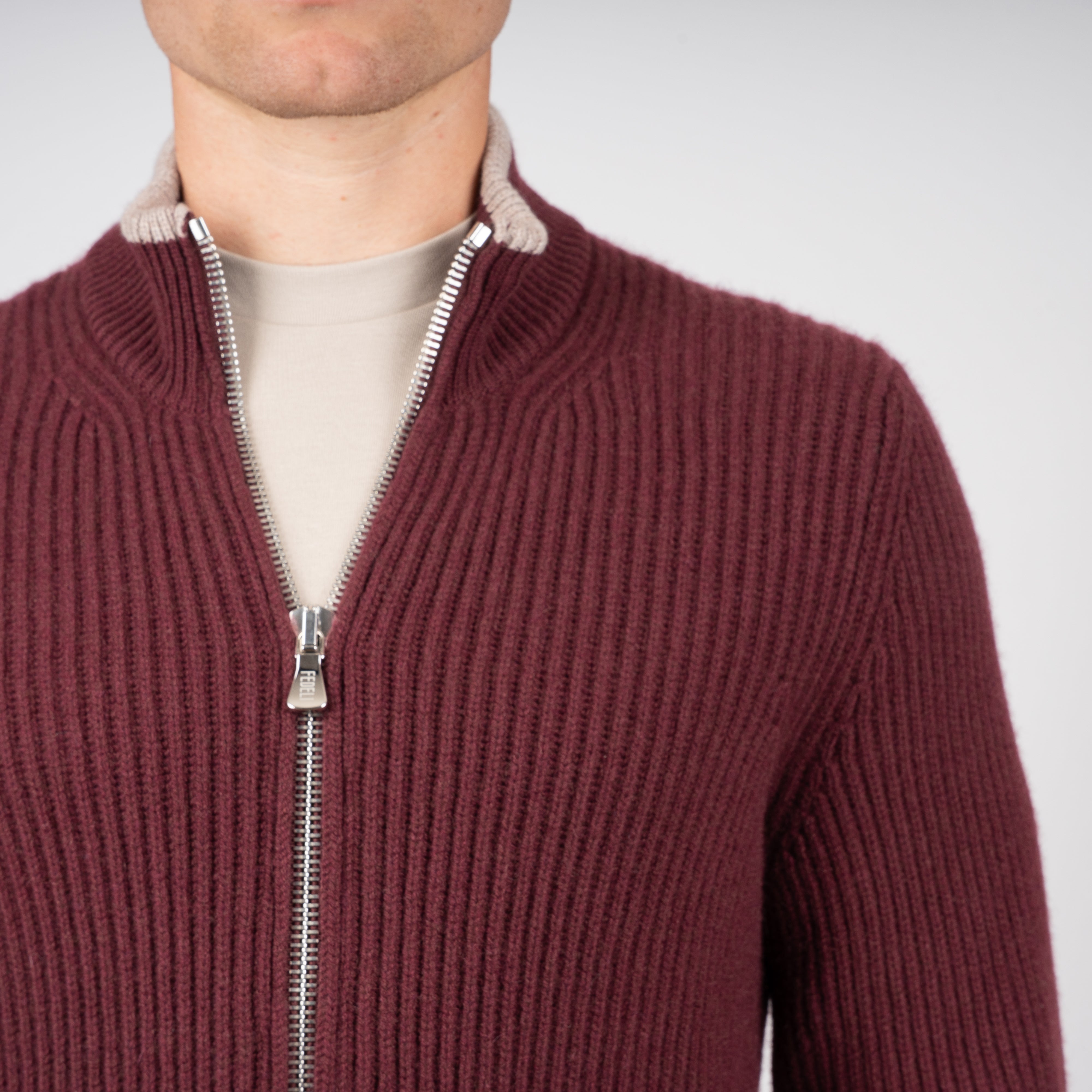 Fedeli Cashmere Vest Bordeaux Rood | Sand Open
