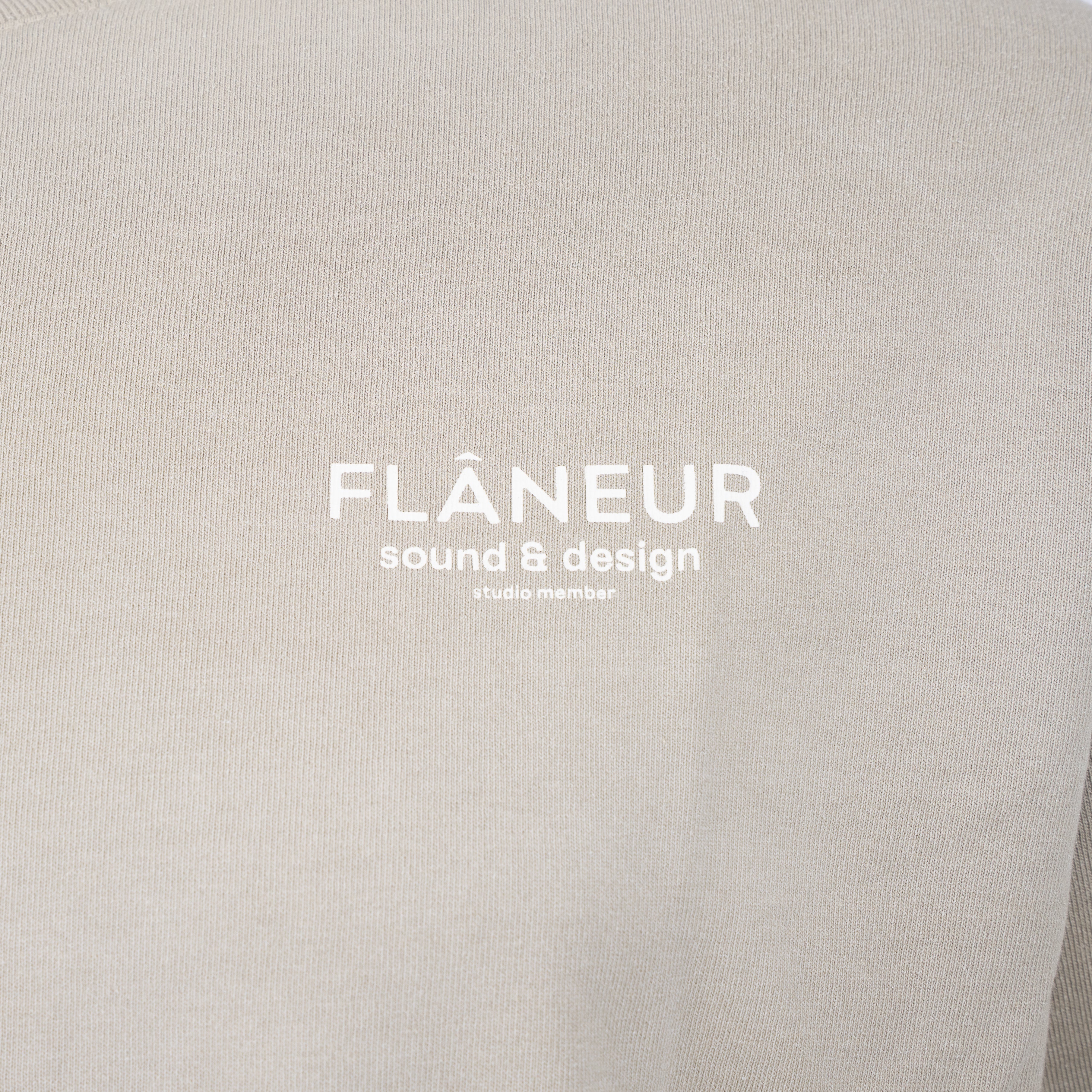 Flaneur Longsleeve Beige | Sound & Design Studio Member