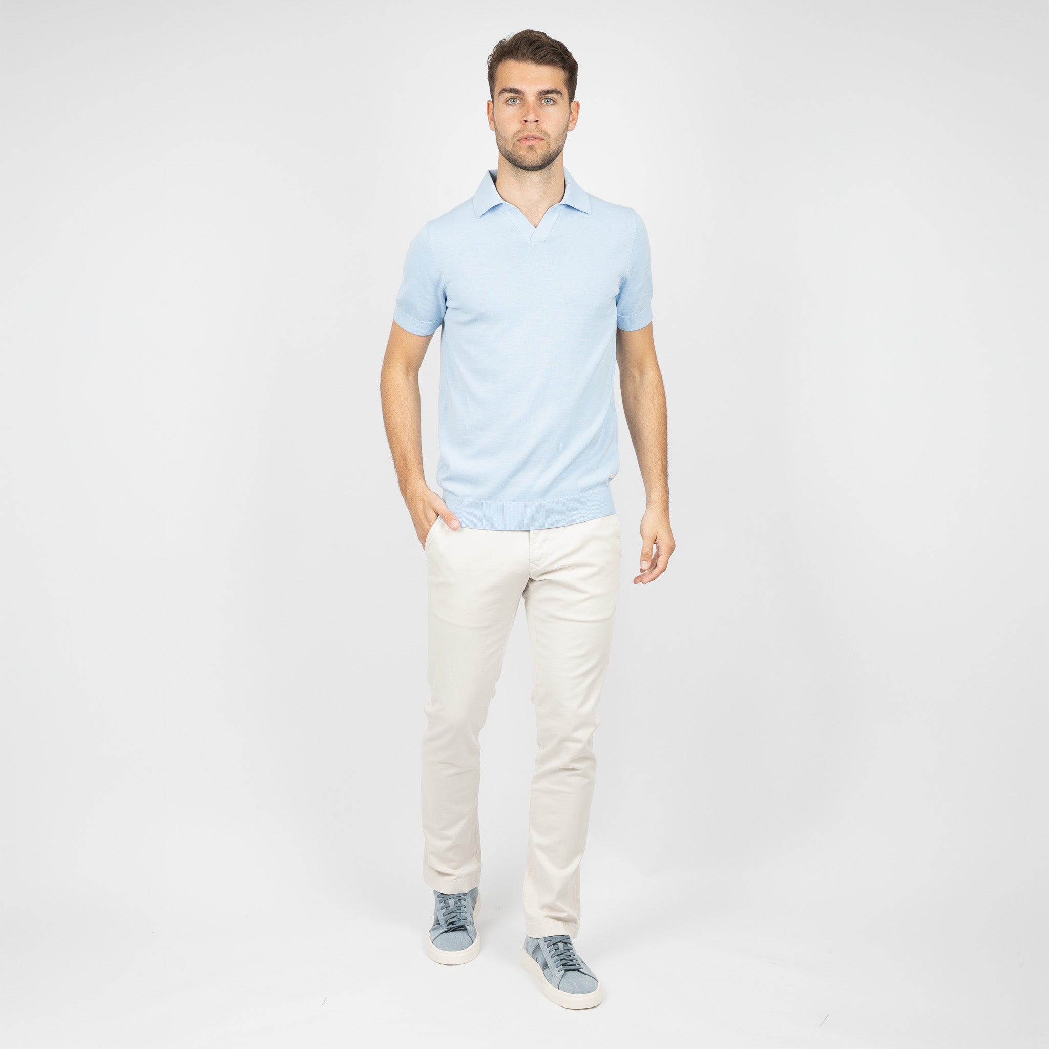 SEVEN DIALS Gebreide Buttonless Polo Lichtblauw | Dyche