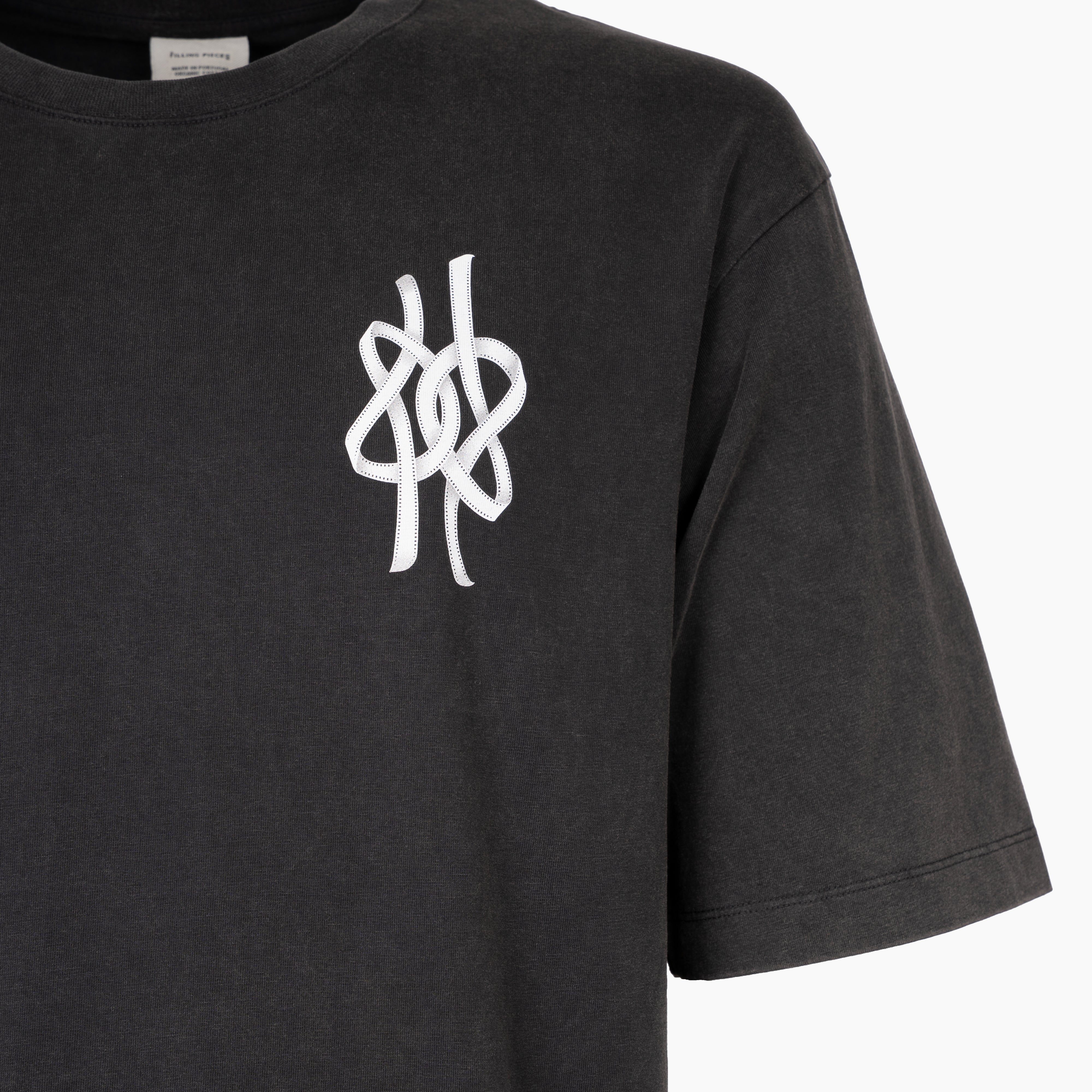 Filling Pieces T-Shirt Backprint Zwart | Boxy Film Strip