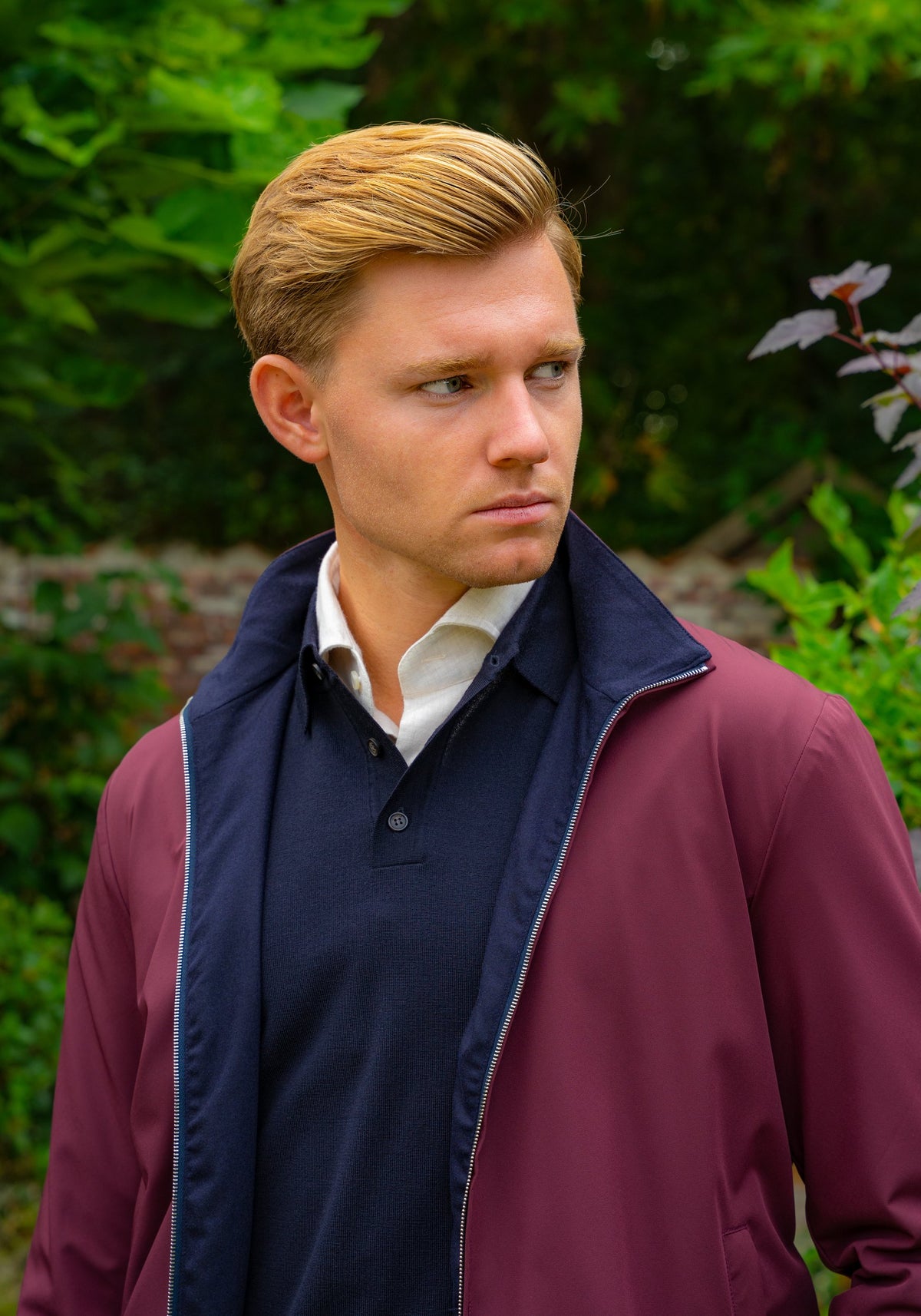 Look HW26/27 – Bordeaux/navy omkeerbaar jack met navy trui | Gentlemen Mode