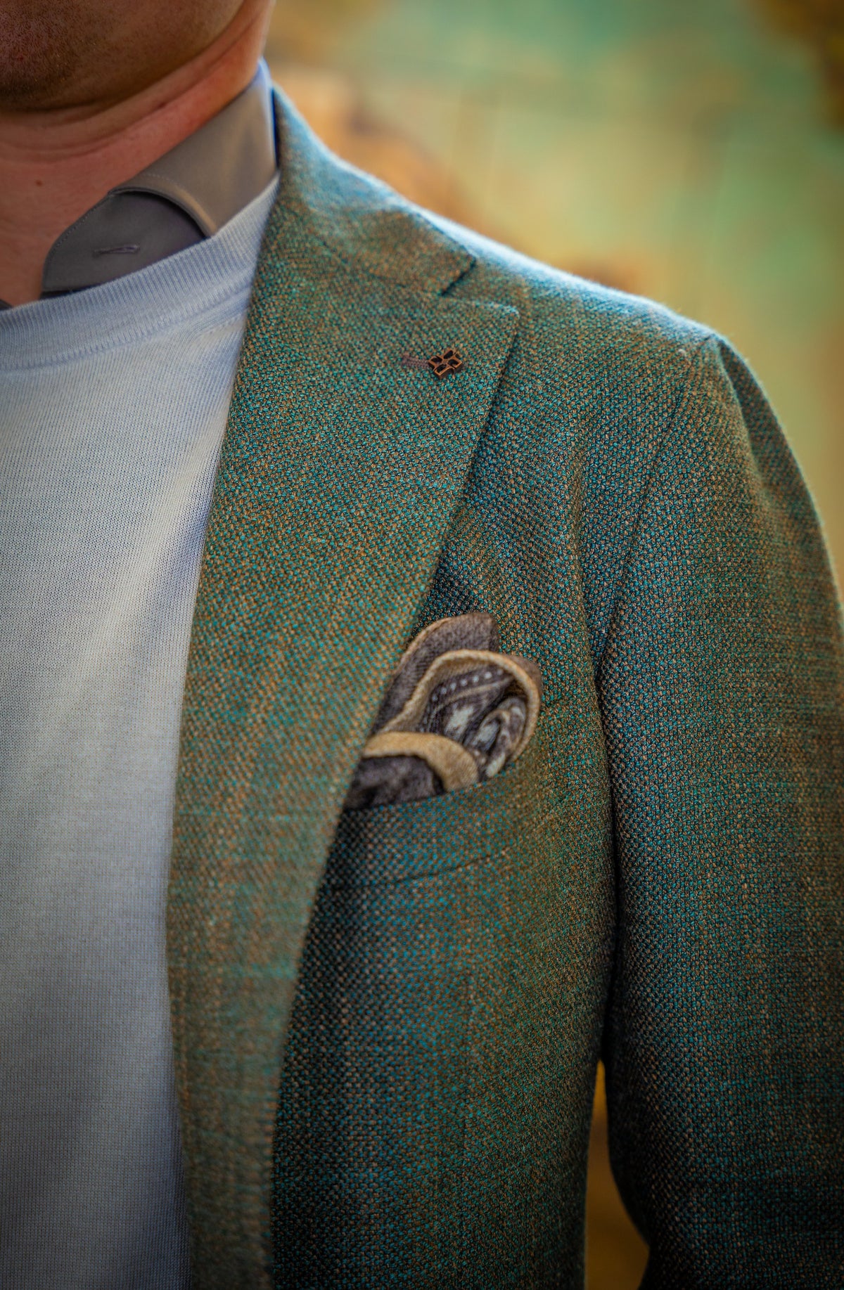 Look HW26/27 – Groen tweed colbert met lichtblauw T-shirt en lichte broek | Gentlemen Mode